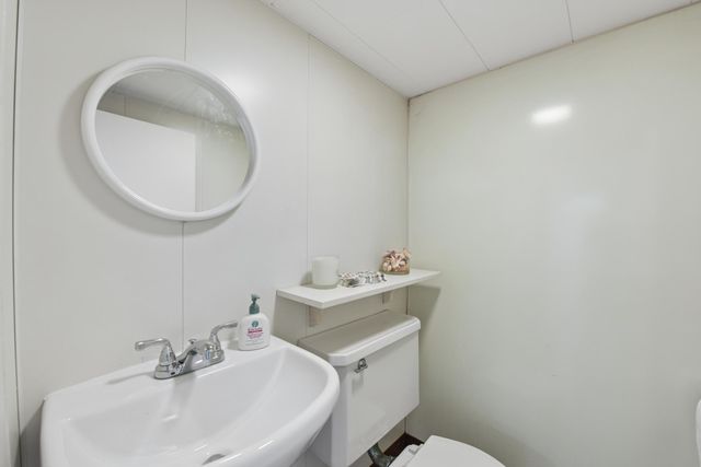 1887 Bohland Avenue, Saint Paul, MN 55116