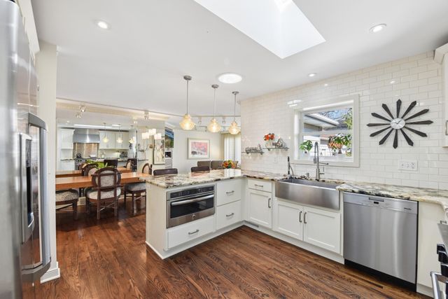 1887 Bohland Avenue, Saint Paul, MN 55116