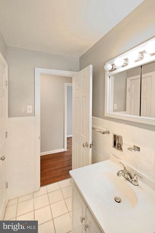 51 MACON DR, Hamilton, NJ 08619