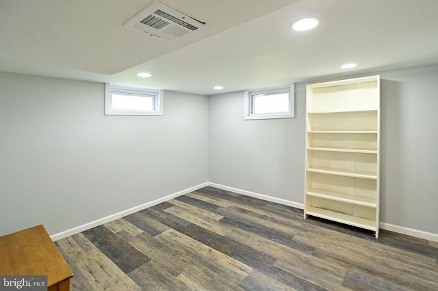 51 MACON DR, Hamilton, NJ 08619