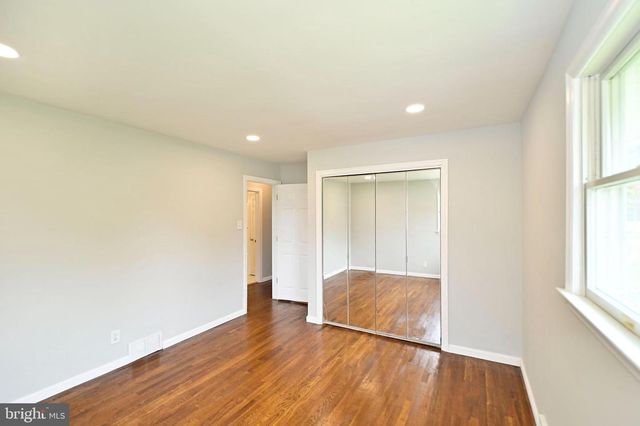 51 MACON DR, Hamilton, NJ 08619