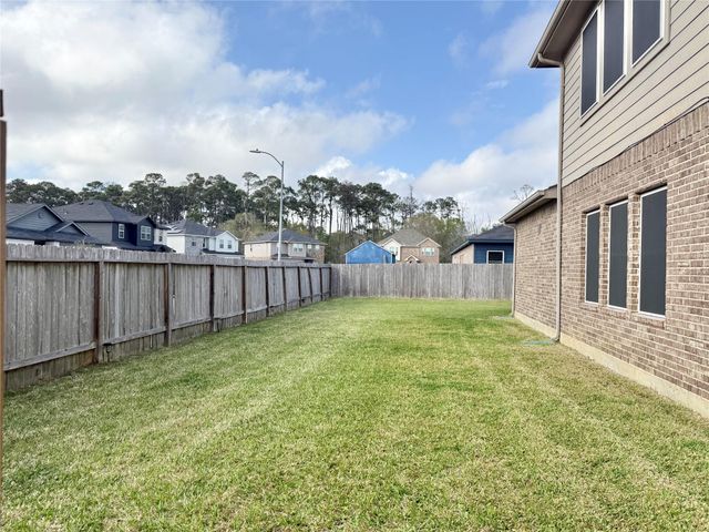 9903 Wood Wind Court, Baytown, TX 77521