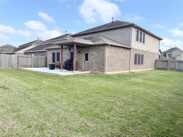 9903 Wood Wind Court, Baytown, TX 77521