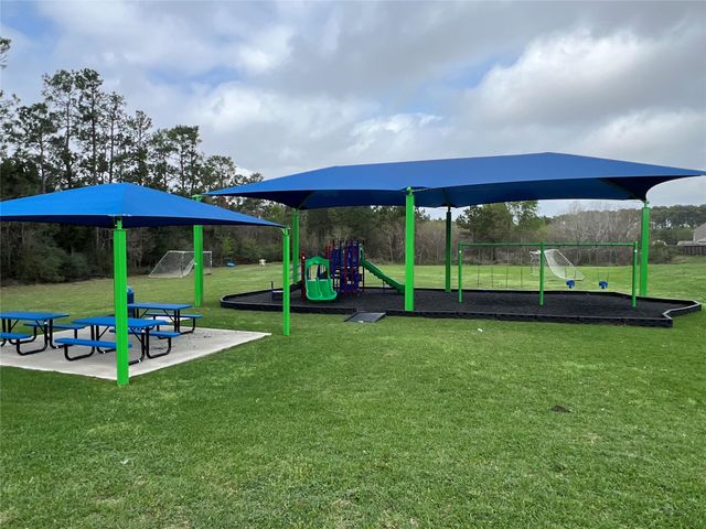 9903 Wood Wind Court, Baytown, TX 77521