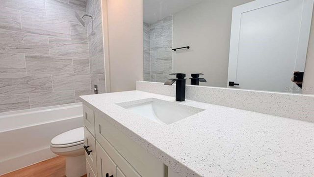 77 MALAUKA PASS, Ocklawaha, FL 32179