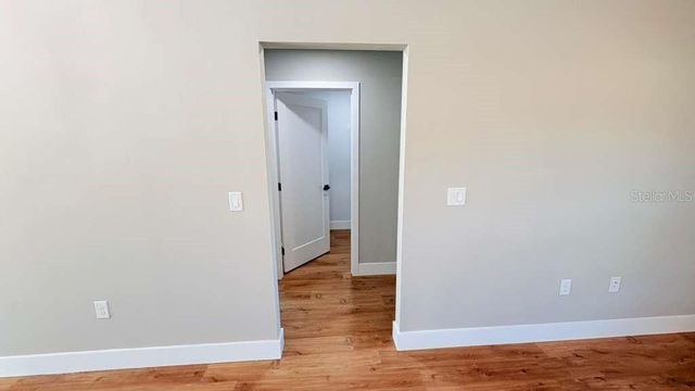 77 MALAUKA PASS, Ocklawaha, FL 32179