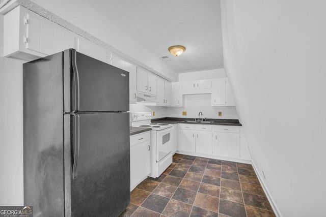 145 Rustwood Drive, Athens, GA 30606