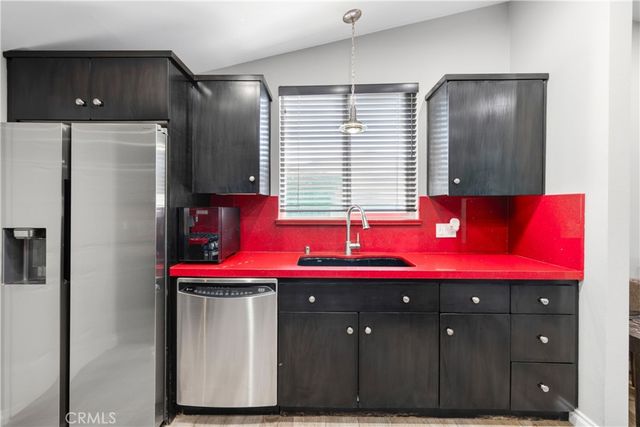 27836 Walnut Springs, Canyon Country, CA 91351