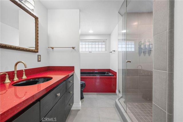 27836 Walnut Springs, Canyon Country, CA 91351