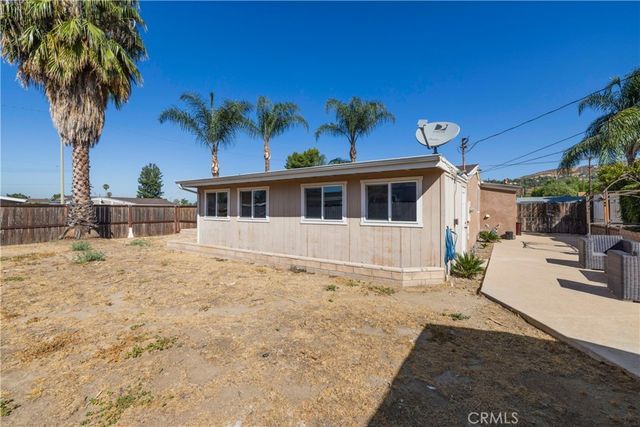 27836 Walnut Springs, Canyon Country, CA 91351
