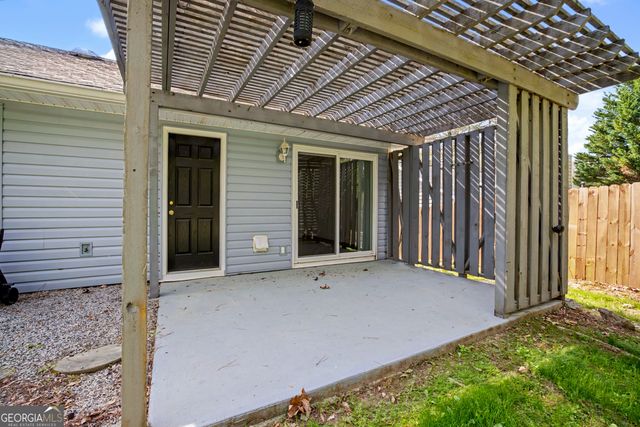 202 Kentwood Drive, Peachtree City, GA 30269