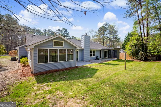 202 Kentwood Drive, Peachtree City, GA 30269