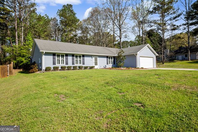 202 Kentwood Drive, Peachtree City, GA 30269