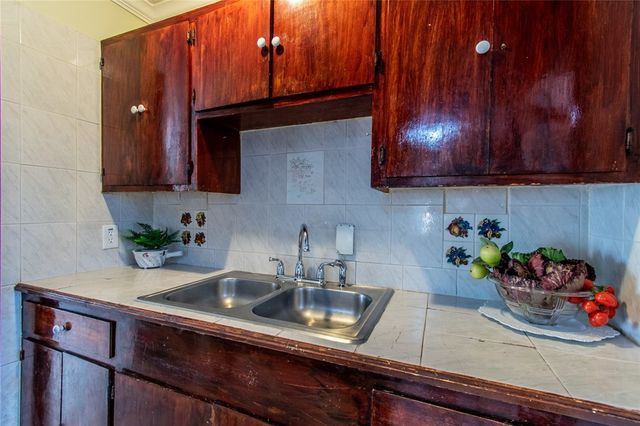 133 Green Branch Dr, Corpus Christi, TX 78405