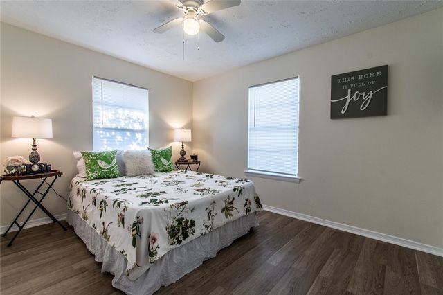 133 Green Branch Dr, Corpus Christi, TX 78405