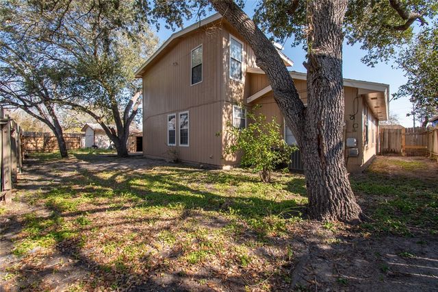 133 Green Branch Dr, Corpus Christi, TX 78405