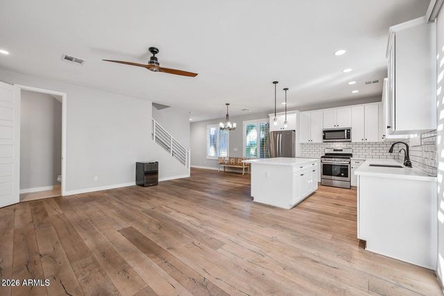3030 N 38TH Street 122, Phoenix, AZ 85018