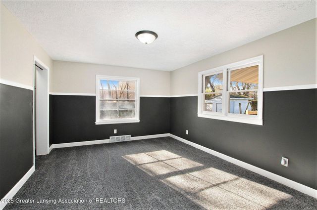 4788 Burt Avenue, Grand Ledge, MI 48837