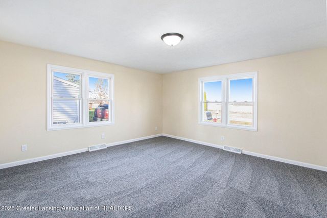 4788 Burt Avenue, Grand Ledge, MI 48837