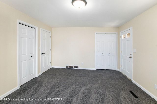 4788 Burt Avenue, Grand Ledge, MI 48837