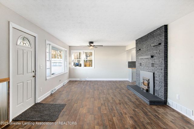 4788 Burt Avenue, Grand Ledge, MI 48837