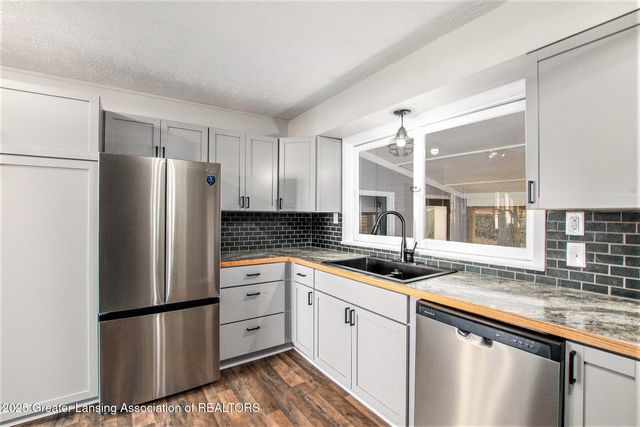 4788 Burt Avenue, Grand Ledge, MI 48837