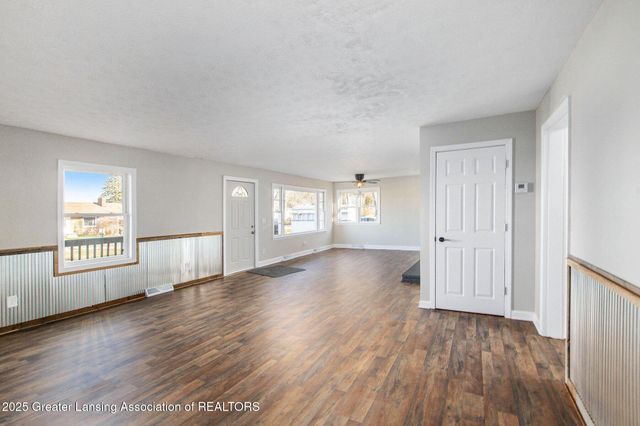 4788 Burt Avenue, Grand Ledge, MI 48837