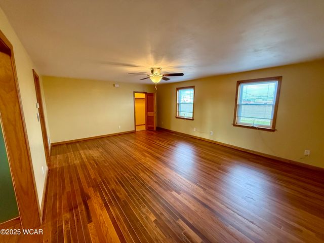 22979 State Route 12, Fostoria, OH 44830