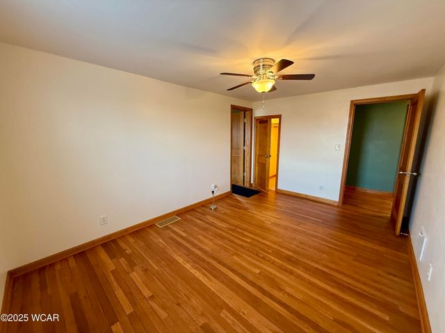 22979 State Route 12, Fostoria, OH 44830