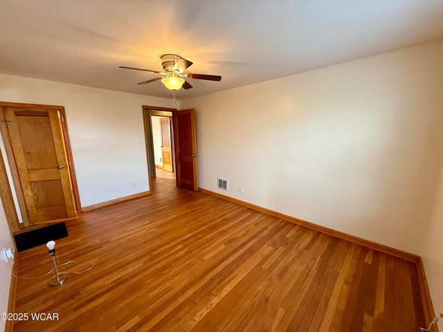 22979 State Route 12, Fostoria, OH 44830