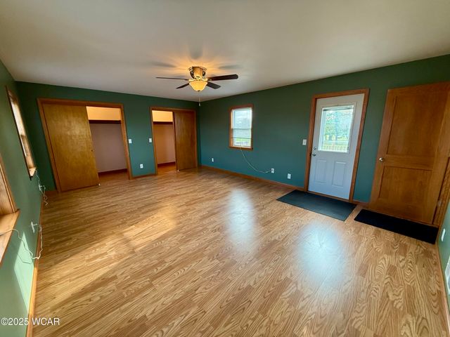 22979 State Route 12, Fostoria, OH 44830