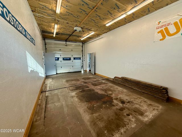 22979 State Route 12, Fostoria, OH 44830