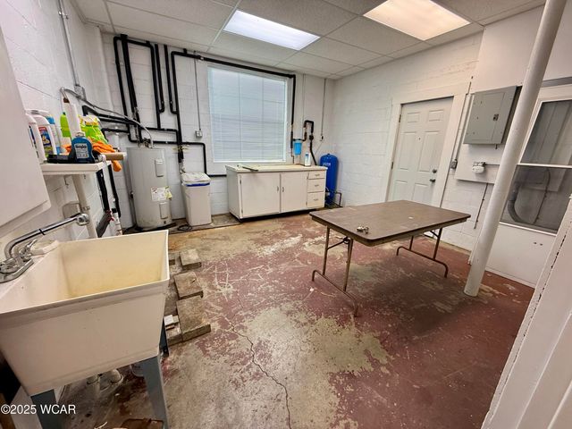 22979 State Route 12, Fostoria, OH 44830