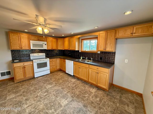 22979 State Route 12, Fostoria, OH 44830