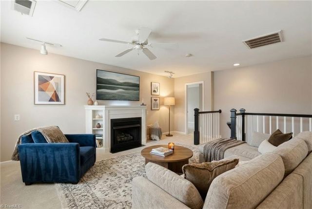 32 Tanner Woods Lane, Greensboro, NC 27410