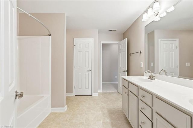 32 Tanner Woods Lane, Greensboro, NC 27410
