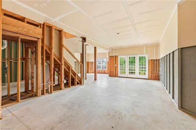 32 Tanner Woods Lane, Greensboro, NC 27410