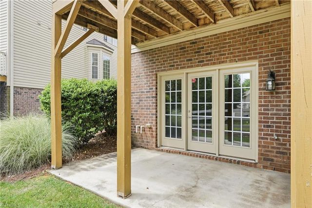 32 Tanner Woods Lane, Greensboro, NC 27410
