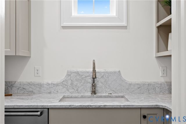 9301 Carriage Stone Ct, Richmond, VA 23235