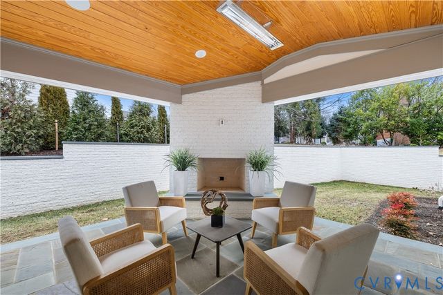 9301 Carriage Stone Ct, Richmond, VA 23235