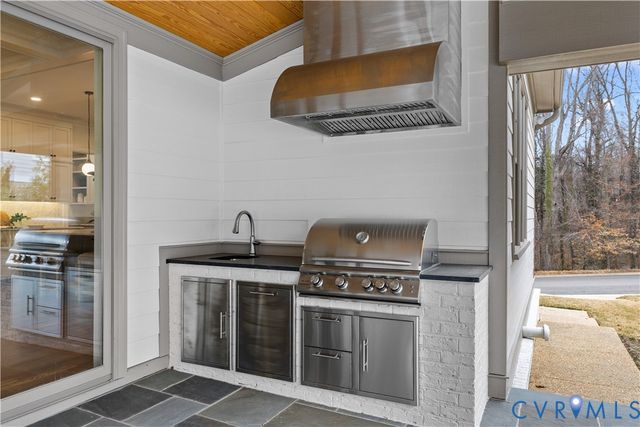 9301 Carriage Stone Ct, Richmond, VA 23235