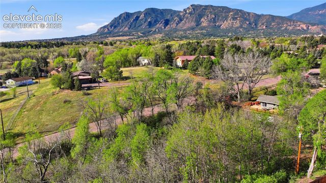 10 Haney Road, Colorado Springs, CO 80906