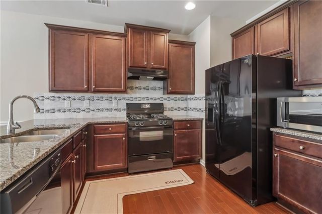 55 Grampian Way, Marietta, GA 30008
