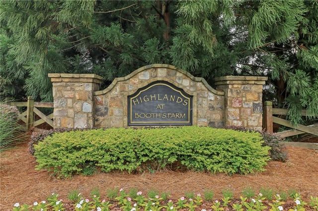 55 Grampian Way, Marietta, GA 30008