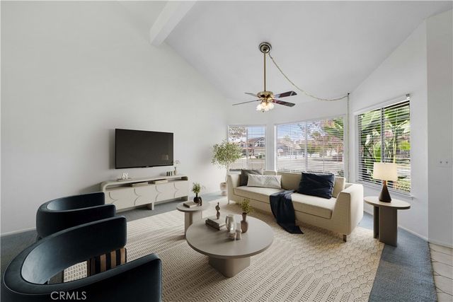 956 Hedges, Corona, CA 92878