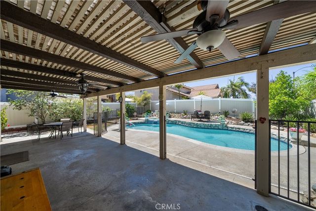 956 Hedges, Corona, CA 92878