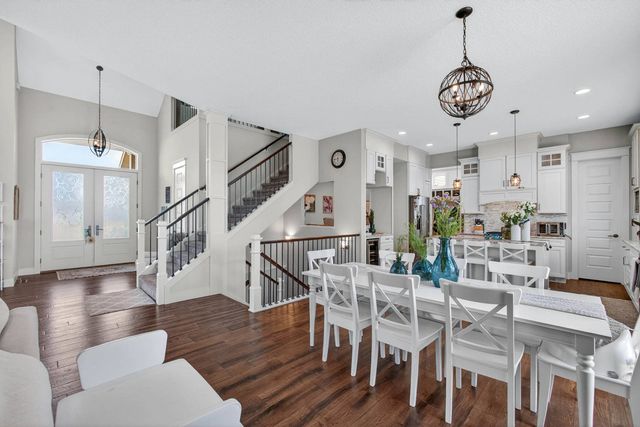 5700 Emily Road, Bettendorf, IA 52722
