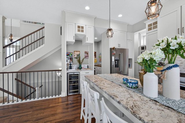 5700 Emily Road, Bettendorf, IA 52722