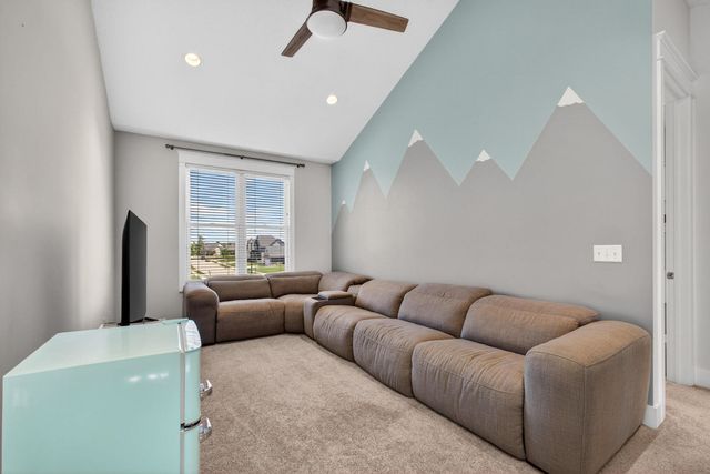 5700 Emily Road, Bettendorf, IA 52722