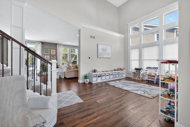 5700 Emily Road, Bettendorf, IA 52722